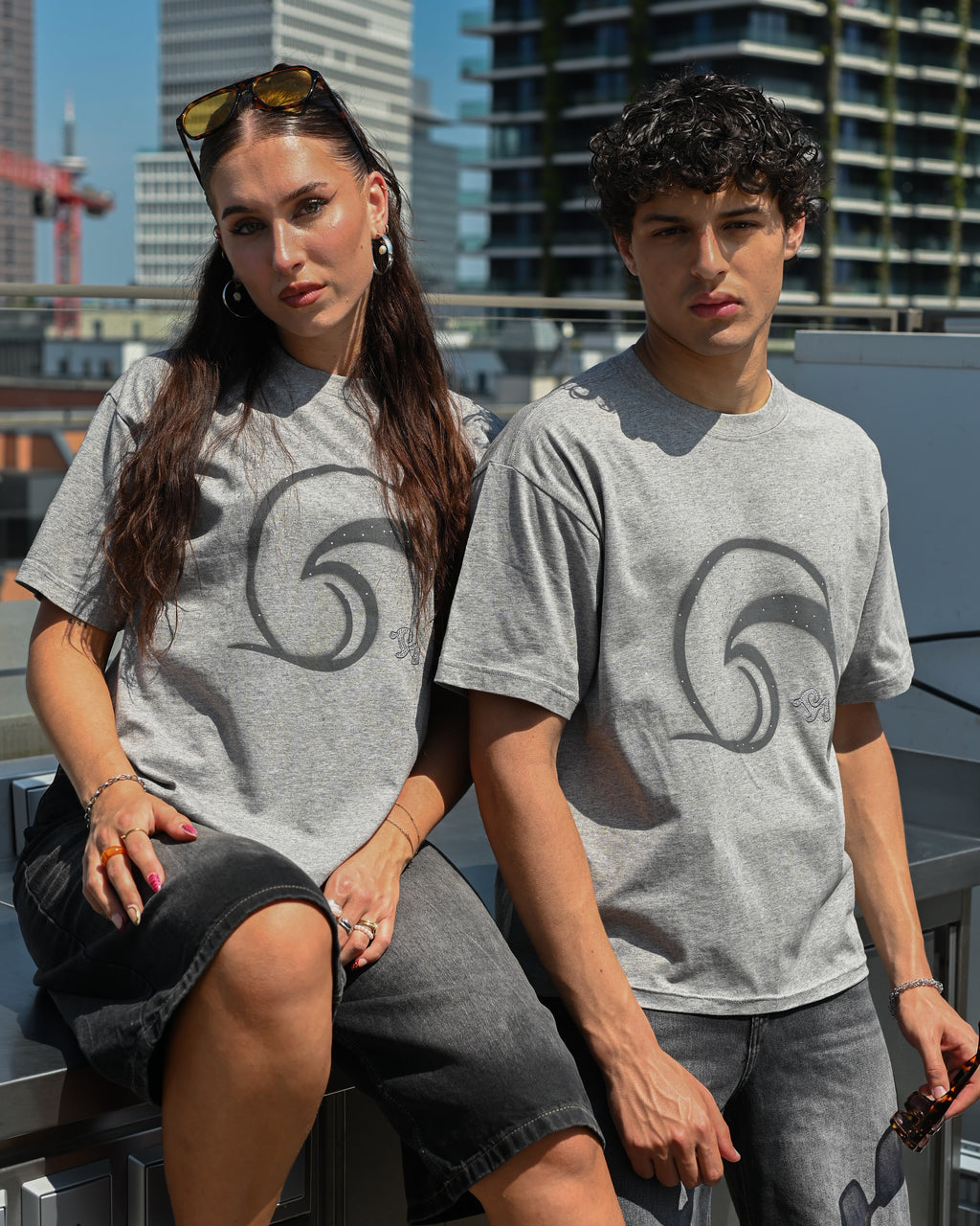 "Wave" Tee grey