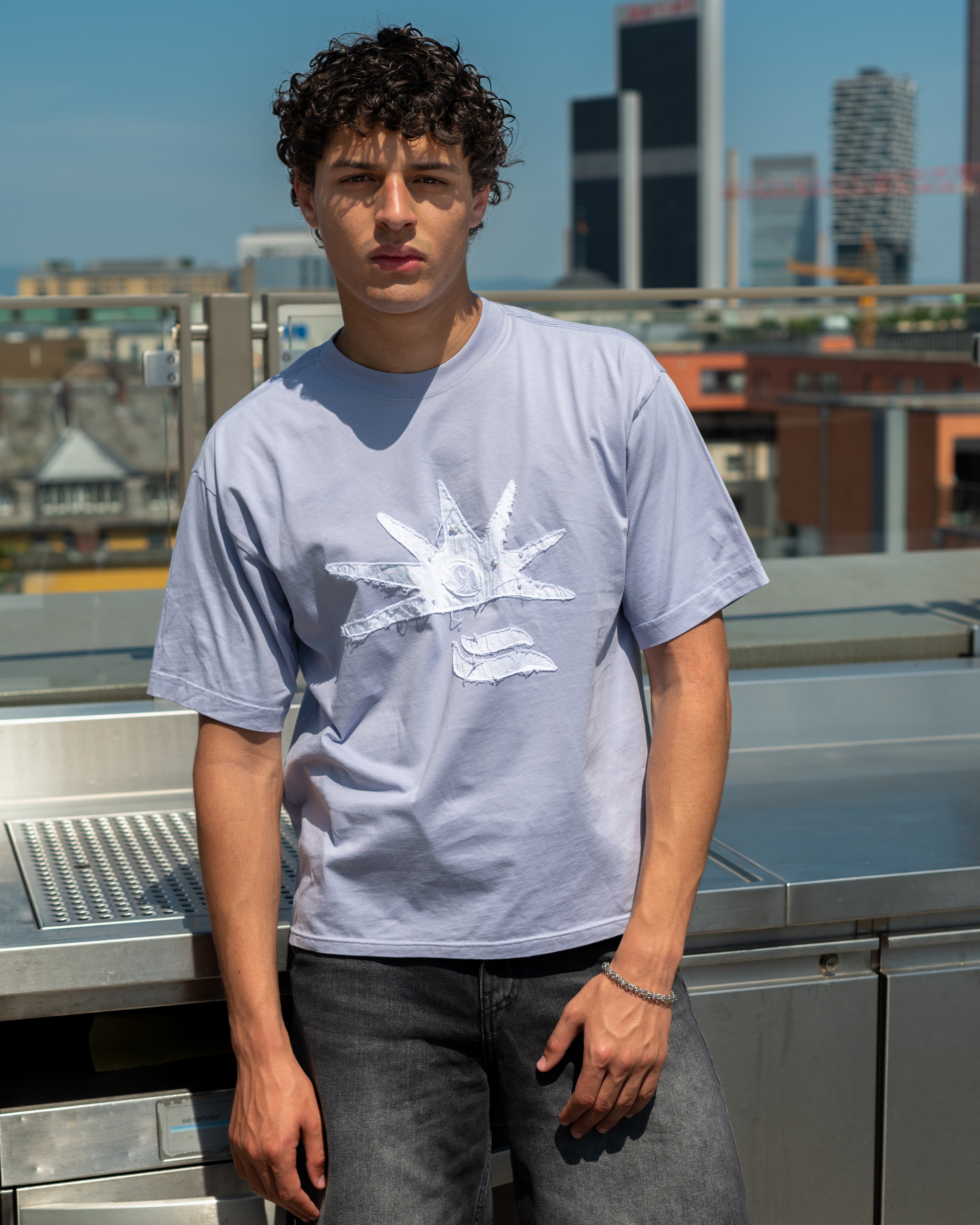 "Sunset" Tee blue