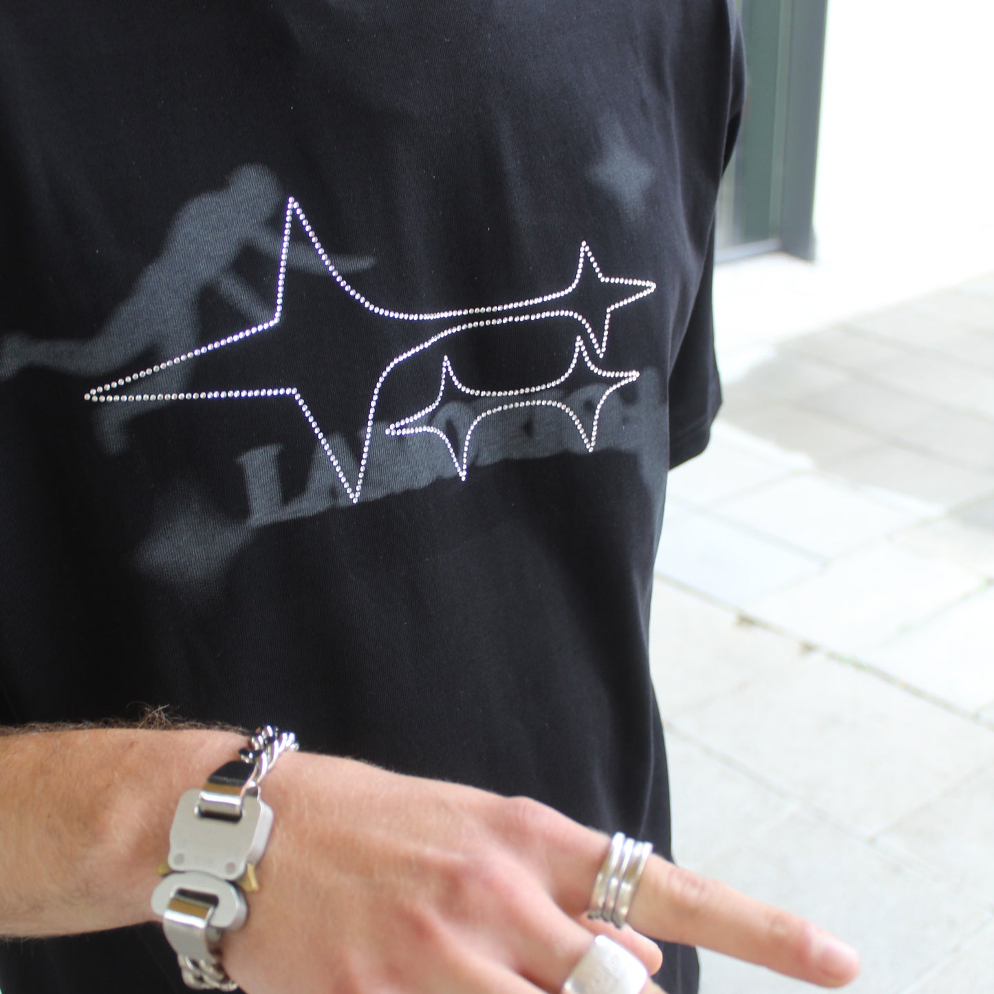 Lamorio ,,Rhinestone Shine" Tee